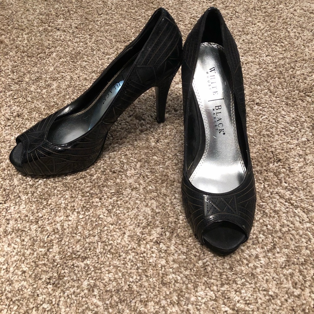 Peep toes